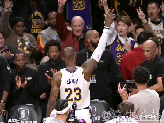 詹姆斯大概率继续征战 职业规划或受次子影响