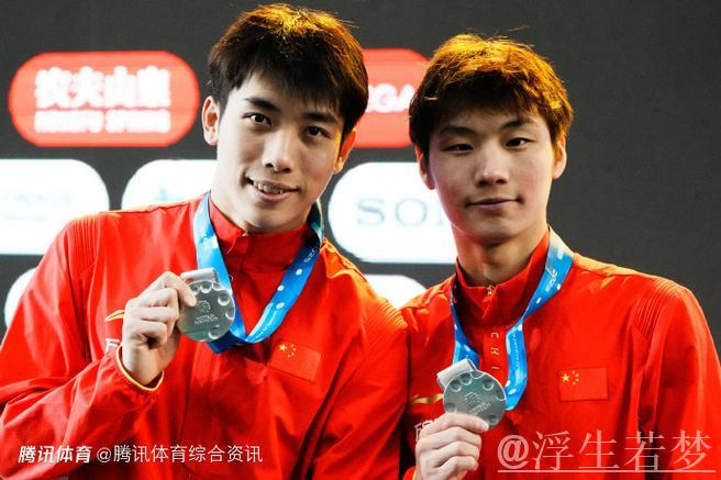 郑九源携手胡宇康勇夺男子双人3米板金牌 郑九源携手胡宇康勇夺男子双人3米板金牌