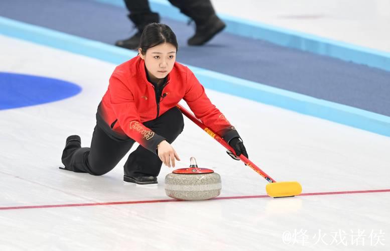 冬奥会冰壶落选赛:中国混双组合豪取六连胜 冬奥会冰壶落选赛:中国混双组合豪取六连胜